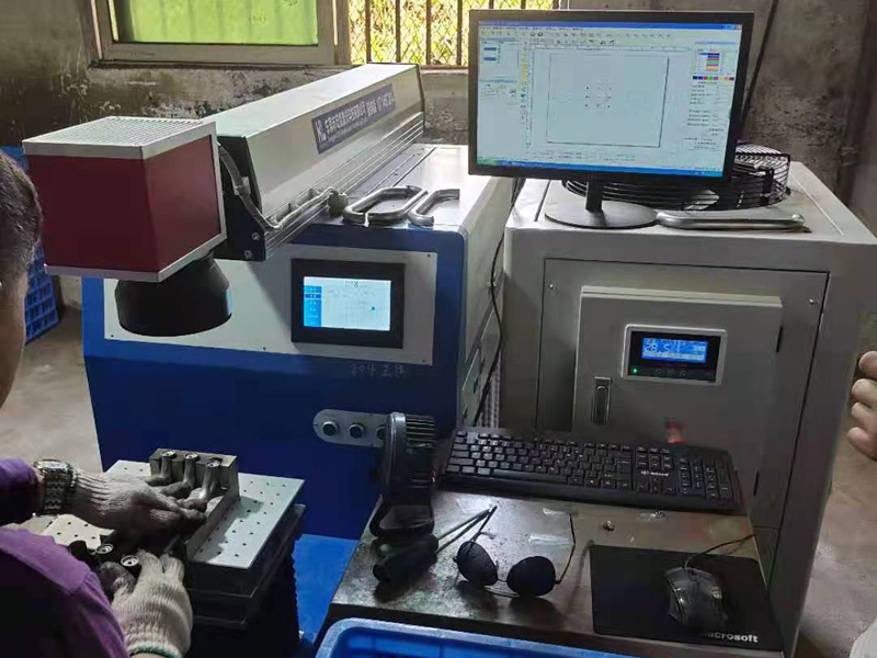 �񾵼��⺸�ӻ�